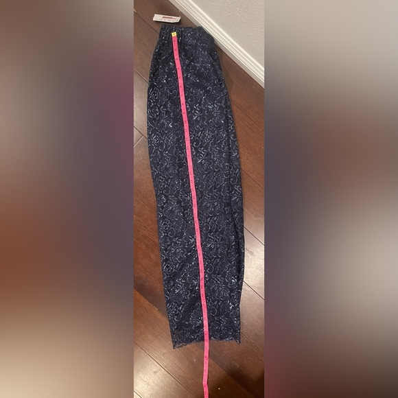 J CREW Navy Blue Floral Lace Pants NWT 4 - Picture 9 of 9